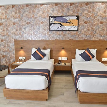 Comfort Inn , Statue Of Unity Kevadia ภายนอก รูปภาพ