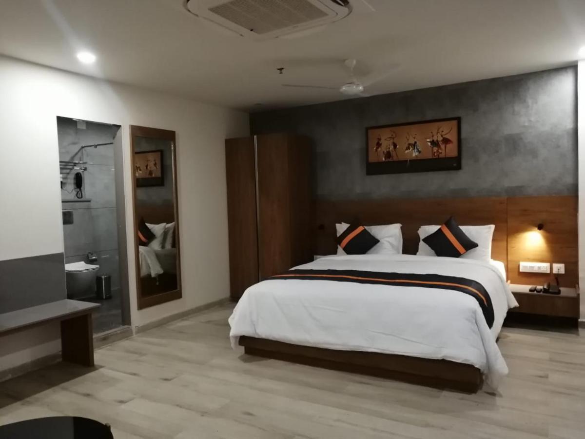 Comfort Inn , Statue Of Unity Kevadia ภายนอก รูปภาพ