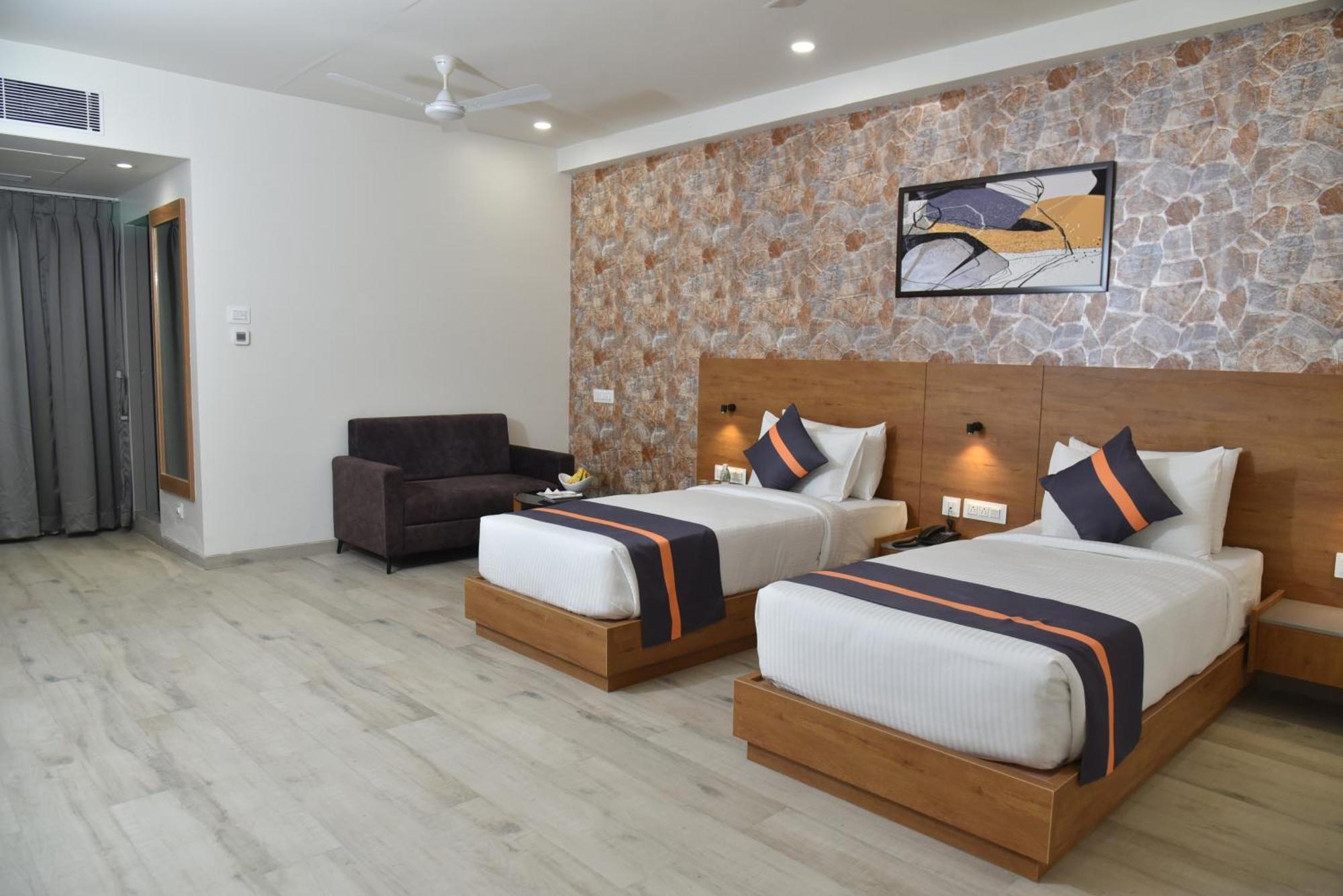 Comfort Inn , Statue Of Unity Kevadia ภายนอก รูปภาพ