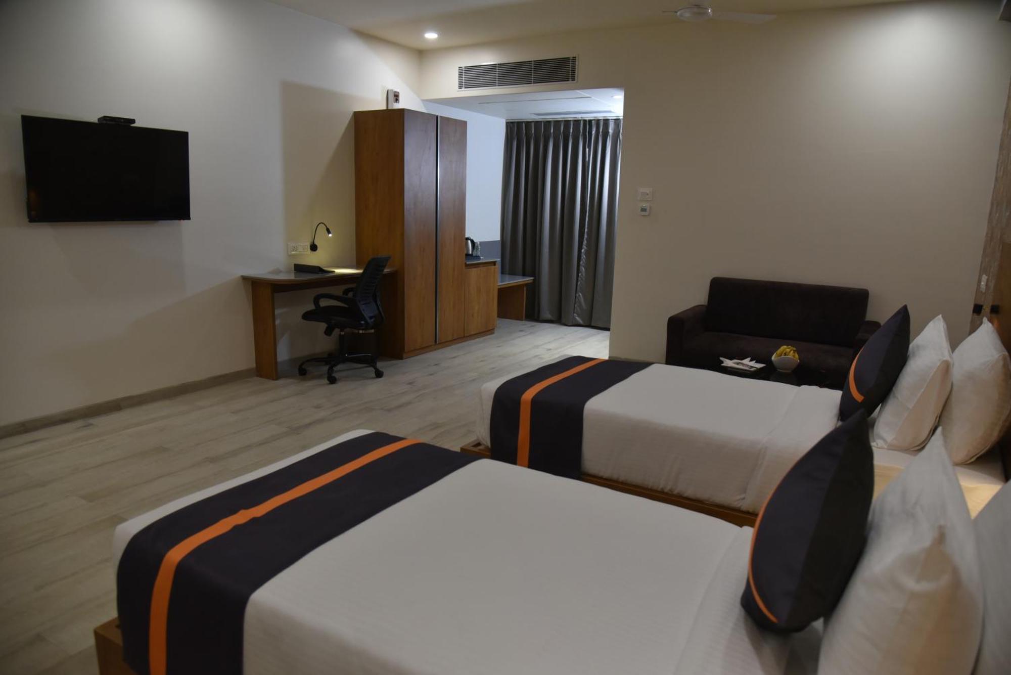 Comfort Inn , Statue Of Unity Kevadia ภายนอก รูปภาพ